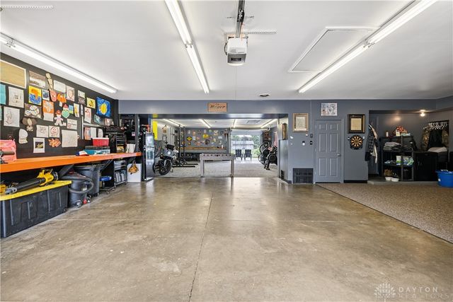 445 W Kessler Cowlesville Road, Tipp City, OH 45371
