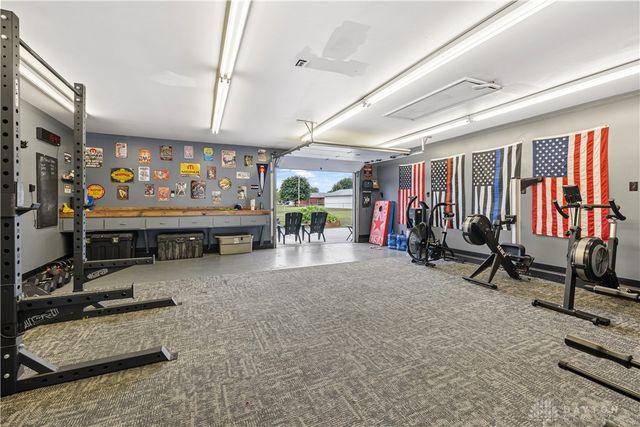 445 W Kessler Cowlesville Road, Tipp City, OH 45371