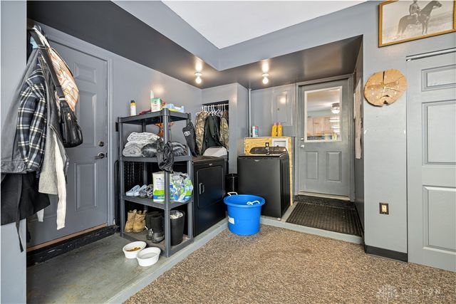 445 W Kessler Cowlesville Road, Tipp City, OH 45371