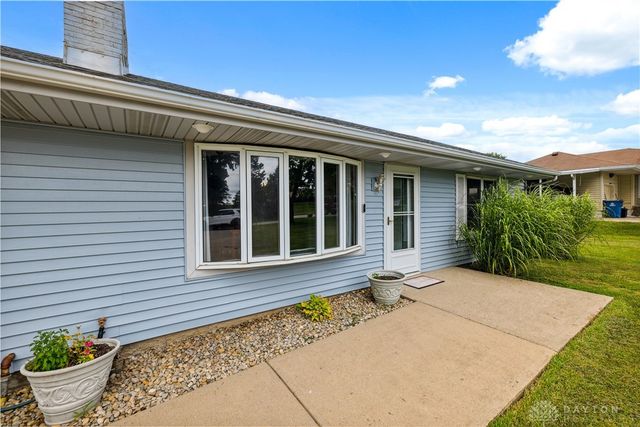 445 W Kessler Cowlesville Road, Tipp City, OH 45371