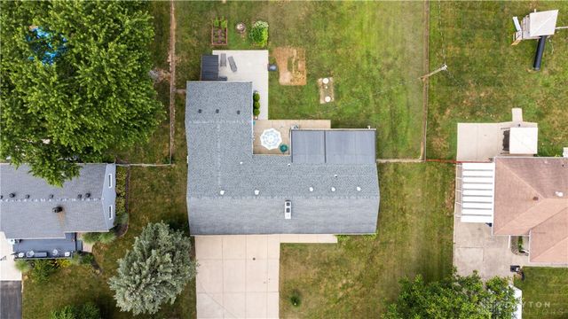 445 W Kessler Cowlesville Road, Tipp City, OH 45371