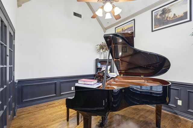 3724 Cove Timber Avenue, Granbury, TX 76049