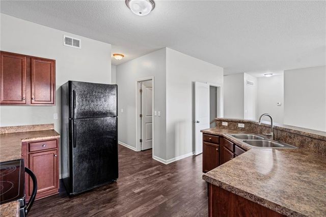 26165 W 141st Court, Olathe, KS 66061