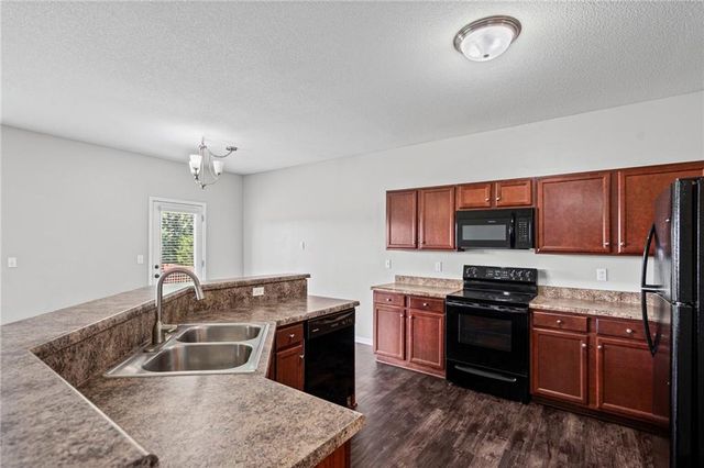 26165 W 141st Court, Olathe, KS 66061
