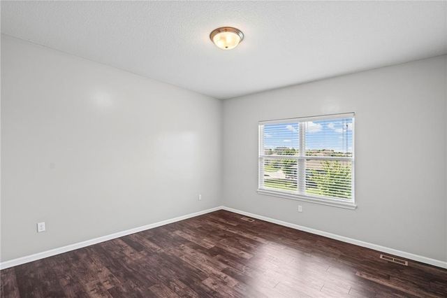 26165 W 141st Court, Olathe, KS 66061