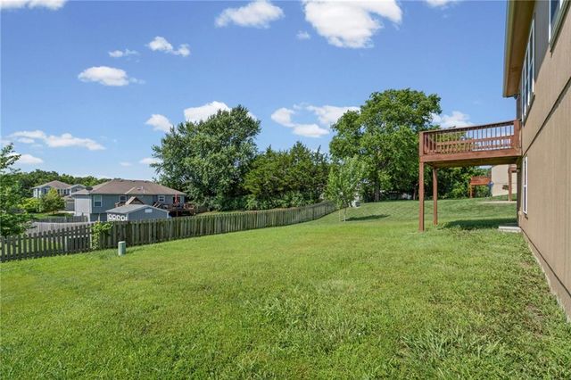 26165 W 141st Court, Olathe, KS 66061