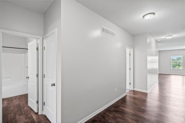 26165 W 141st Court, Olathe, KS 66061
