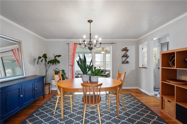 145 Pilgrim Dr, Leet Twp, PA 15143