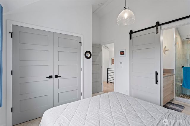 3013 61st Avenue SW, Seattle, WA 98116