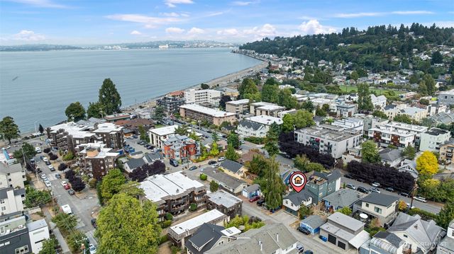 3013 61st Avenue SW, Seattle, WA 98116