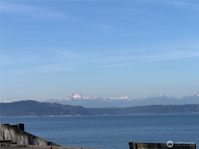 3013 61st Avenue SW, Seattle, WA 98116