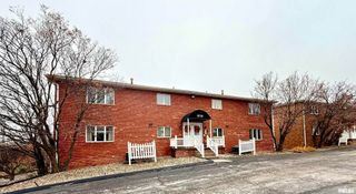 3721 35TH Street 4, Moline, IL 61265
