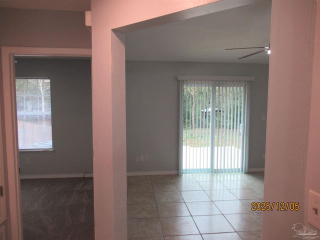 526 Greenberry Dr, Cantonment, FL 32533