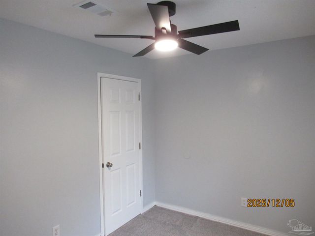 526 Greenberry Dr, Cantonment, FL 32533