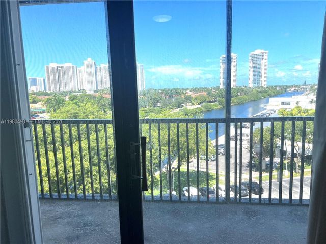 3475 N Country Club Drive 716, Aventura, FL 33180