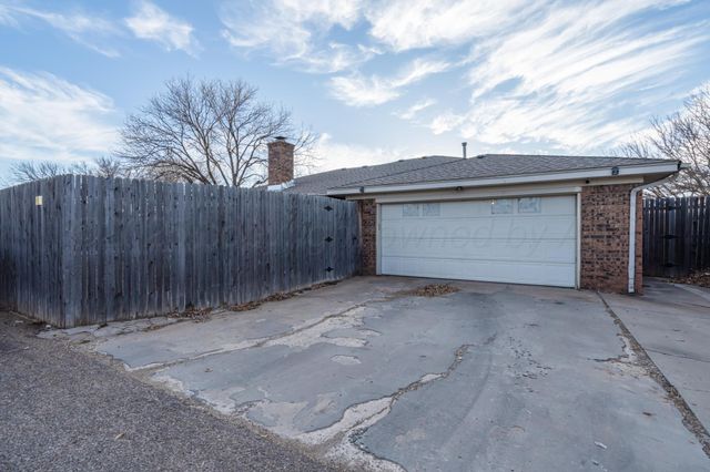 5109 THEDA Drive, Amarillo, TX 79109