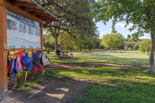 403 Golf Crest LN, Lakeway, TX 78734