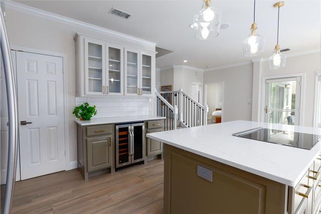 403 Golf Crest LN, Lakeway, TX 78734