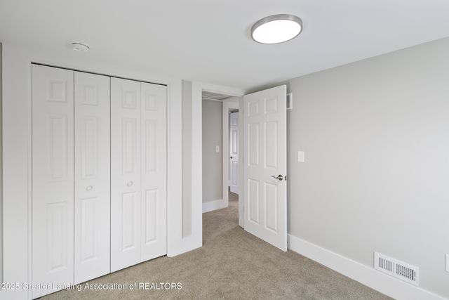 925 N Pine Street, Lansing, MI 48906