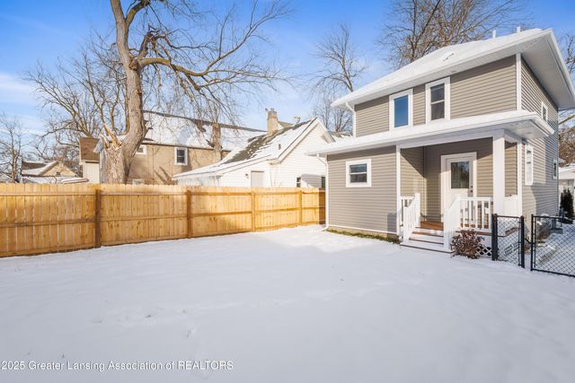 925 N Pine Street, Lansing, MI 48906