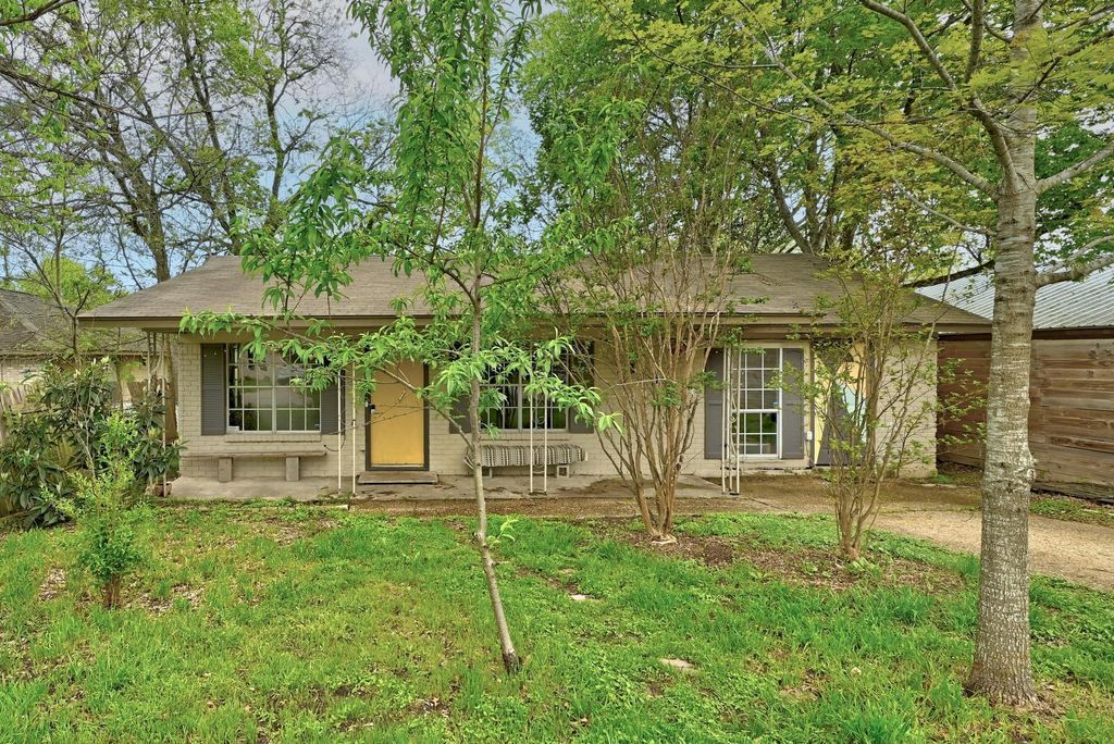 2511 Bitter Creek DR, Austin, TX 78744