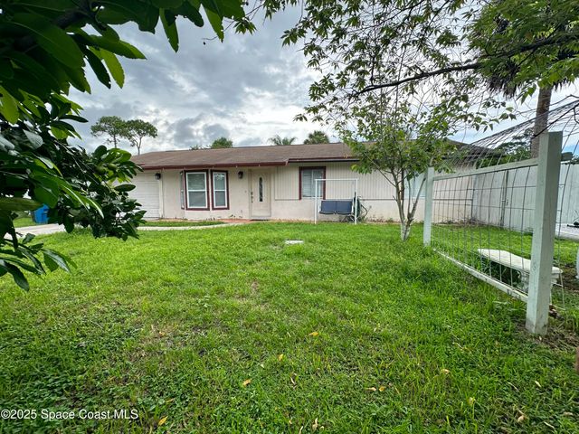 849 Americana Boulevard NE, Palm Bay, FL 32907