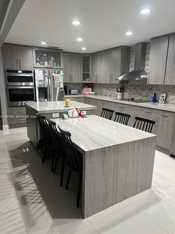 15845 SW 153rd Ave, Miami, FL 33187