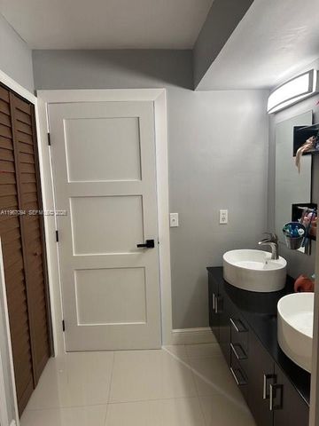 15845 SW 153rd Ave, Miami, FL 33187