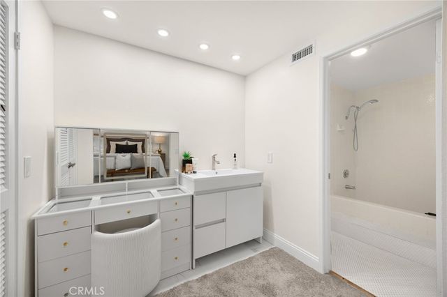 136 Donnybrook, Brea, CA 92821