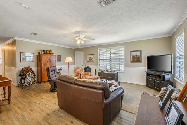 3675 Zulch Road, North Zulch, TX 77872