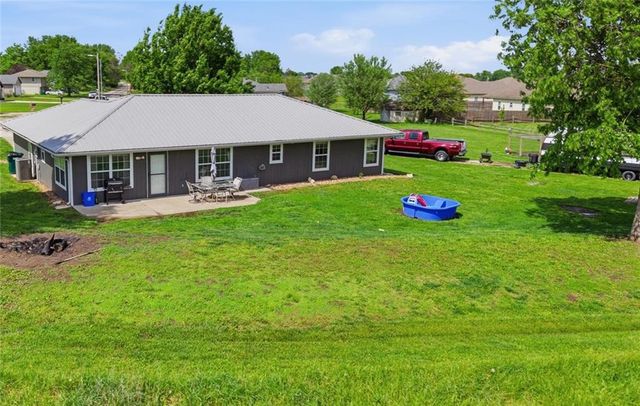 531 S Truman Road, Archie, MO 64725