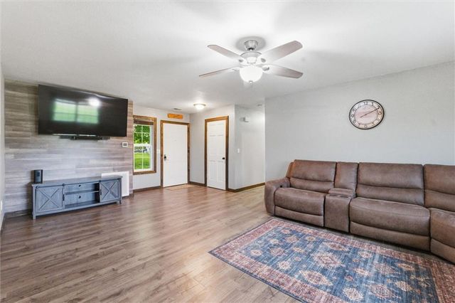 531 S Truman Road, Archie, MO 64725