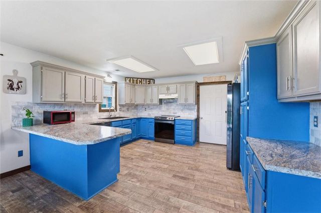 531 S Truman Road, Archie, MO 64725