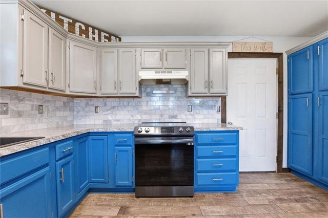 531 S Truman Road, Archie, MO 64725