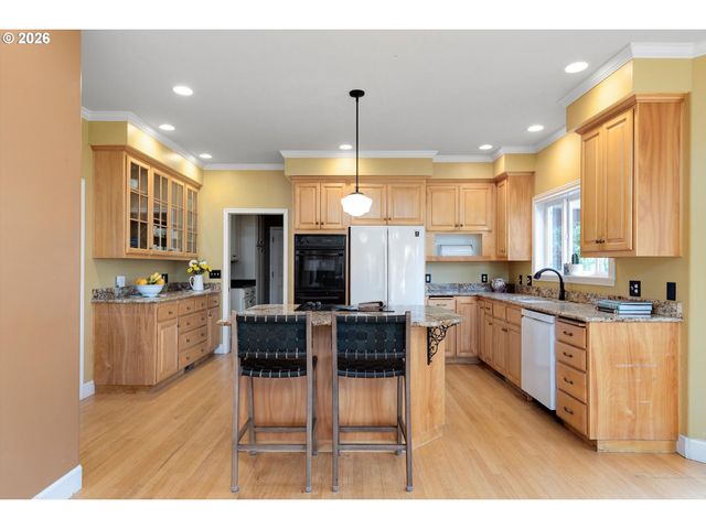 12247 S Casto Rd, Oregon City, OR 97045