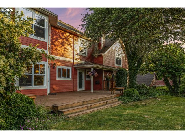 12247 S Casto Rd, Oregon City, OR 97045
