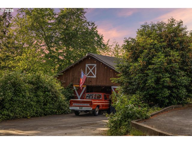 12247 S Casto Rd, Oregon City, OR 97045