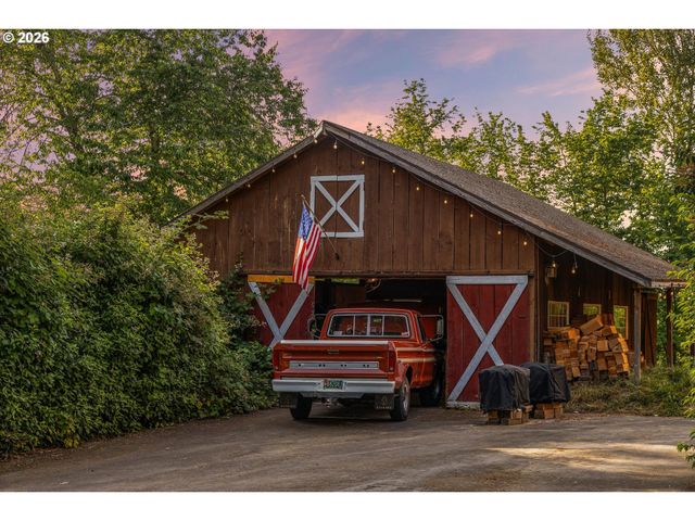 12247 S Casto Rd, Oregon City, OR 97045