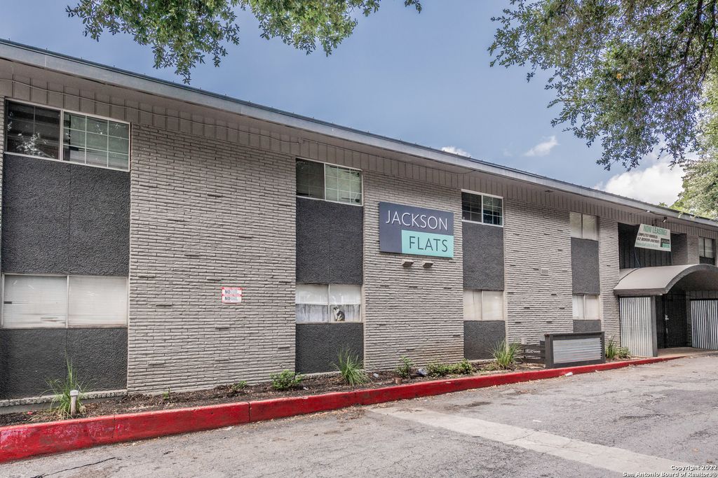 615 Vance Jackson Rd Apt 204, San Antonio, TX 78201