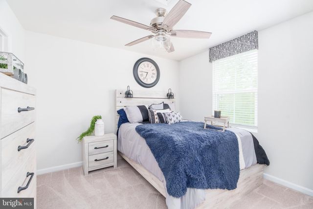 45 VIBURNUM AVE, Elkton, MD 21921