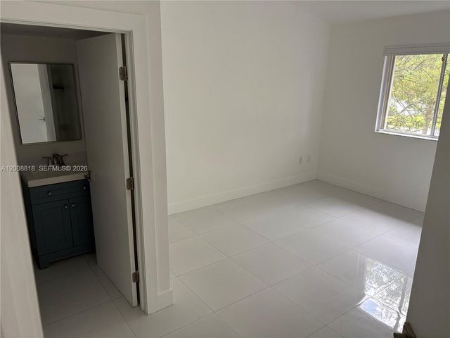 13170 SW 66 1810B, Miami, FL 33183