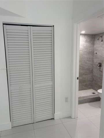 13170 SW 66 1810B, Miami, FL 33183