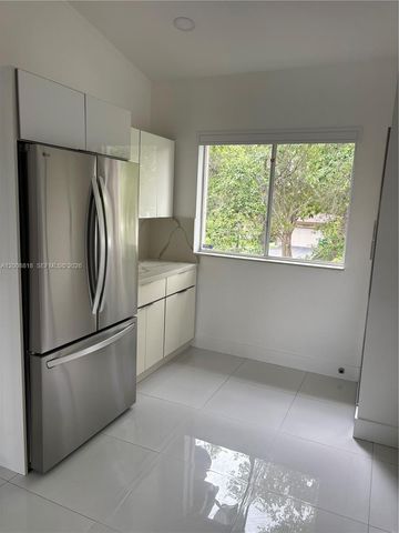 13170 SW 66 1810B, Miami, FL 33183