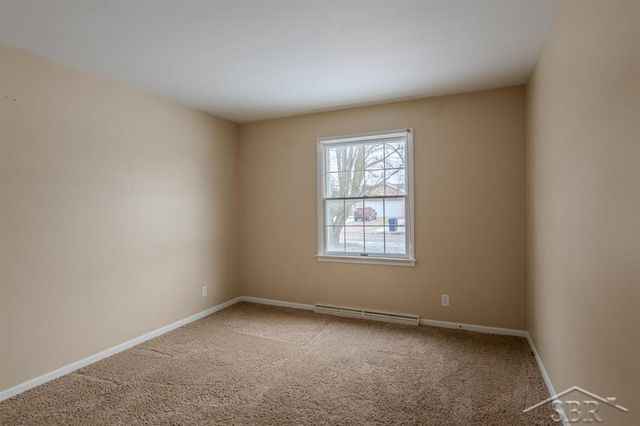 763 Puritan Drive, Saginaw Twp, MI 48638