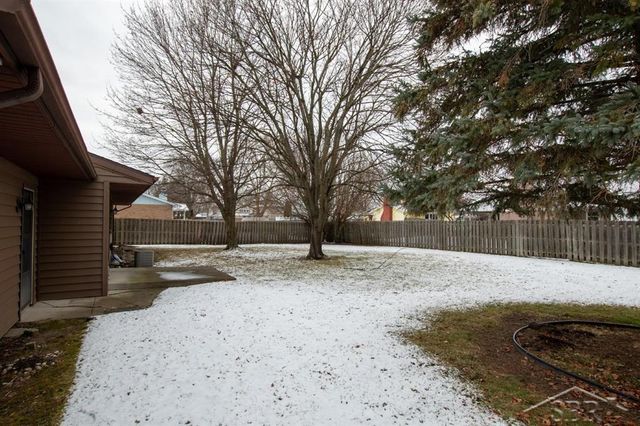 763 Puritan Drive, Saginaw Twp, MI 48638