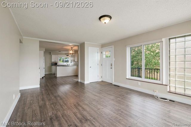 4151 Bluebird Drive, Commerce Twp, MI 48382