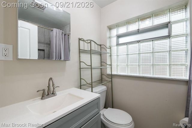 4151 Bluebird Drive, Commerce Twp, MI 48382