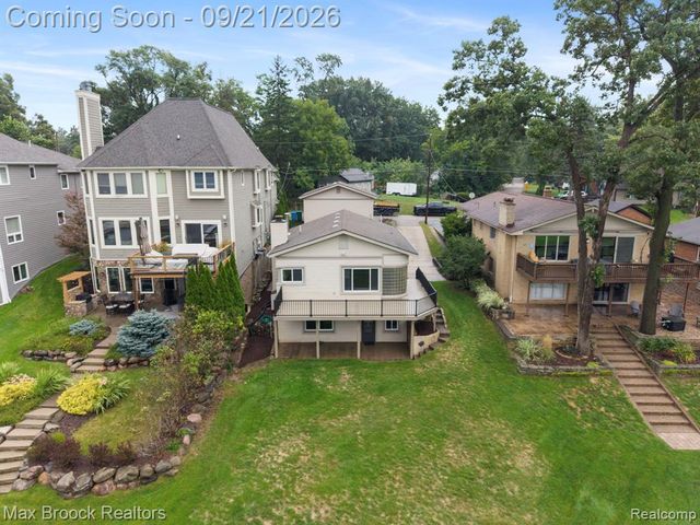 4151 Bluebird Drive, Commerce Twp, MI 48382