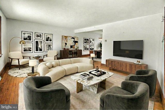 2414 CHURCH RD, Cinnaminson, NJ 08077