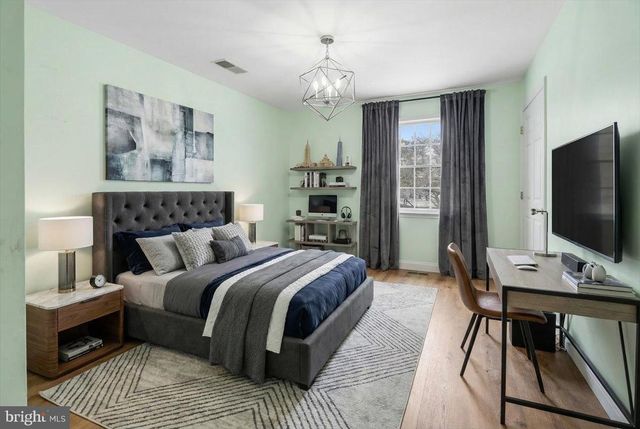 2414 CHURCH RD, Cinnaminson, NJ 08077